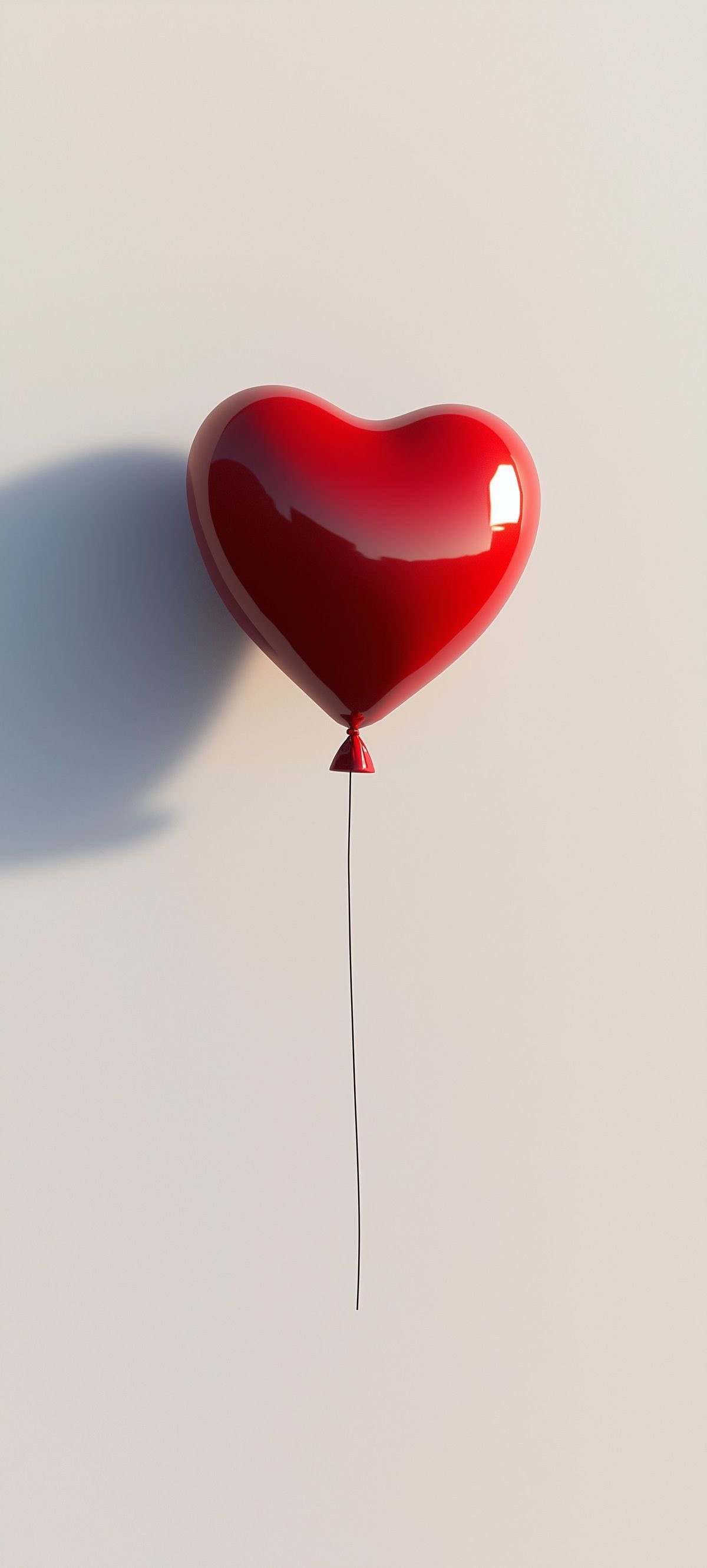 Shiny Red Valentine&#39;s Day Heart Balloon