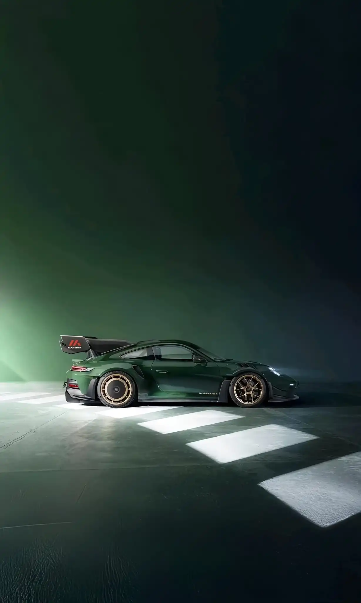 Manthey Porsche 911 GT3 RS Green Gold Beast 4K